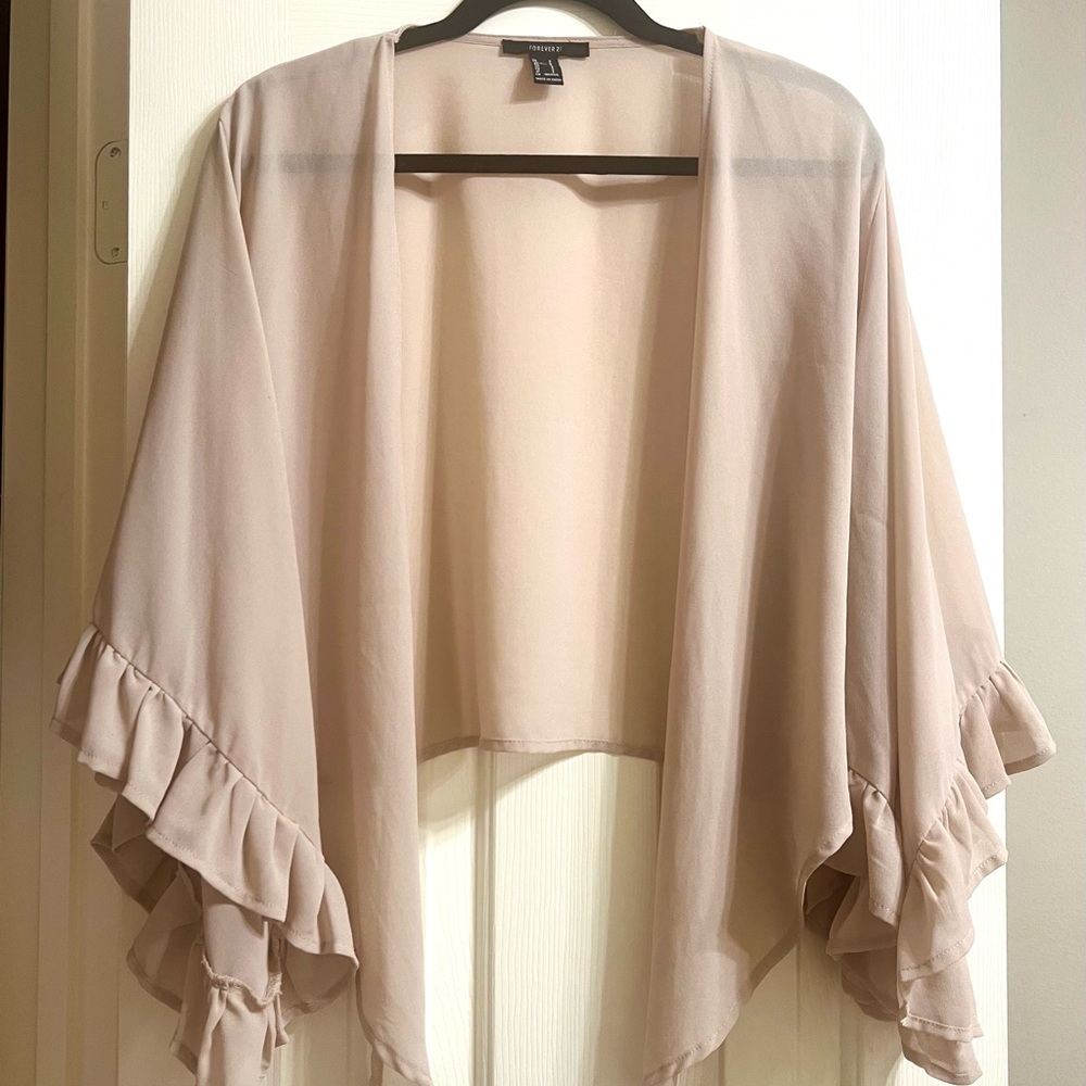 Y2K Forever 21 Cream Ruffle Sleeve Poncho